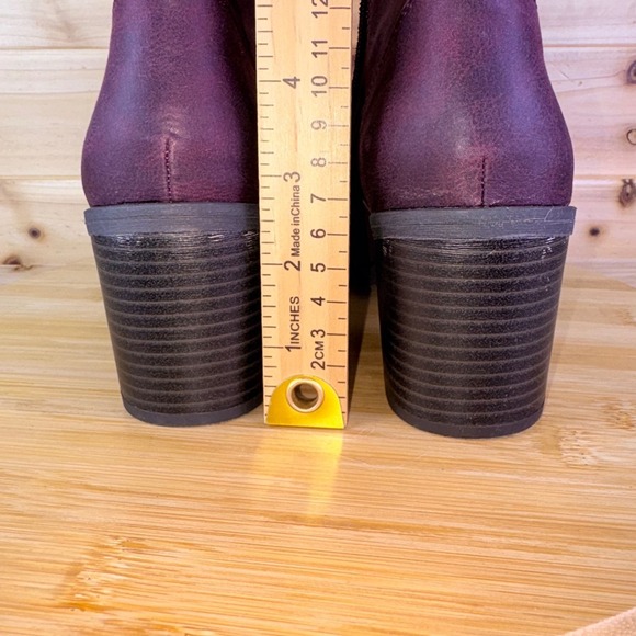 White Mountain Boots Women 8M Dorian Burgundy Lace Up Side Zip Combat Ankle Boot - Picture 4 of 13